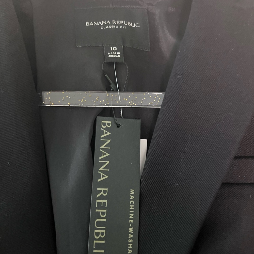 NWT, Banana Republic Black Women's Suit Jacket - Picture 5 of 5